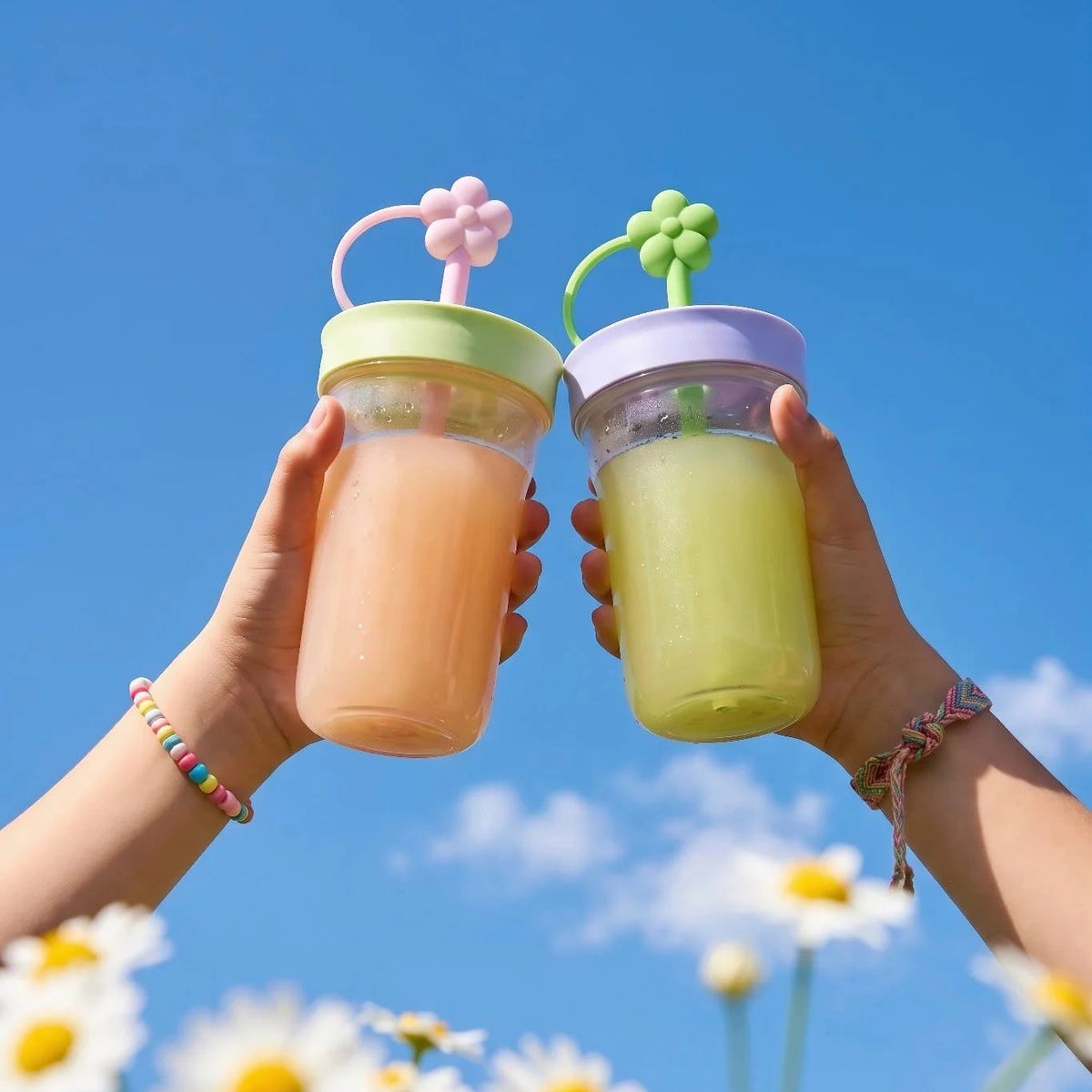 Chiba Daisy plastic cup